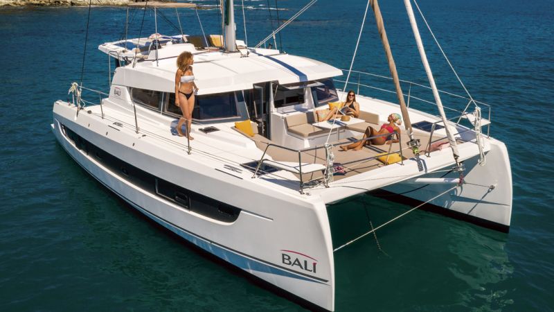 Ibiza en barco: una experiencia única para disfrutar en familia o con amigos